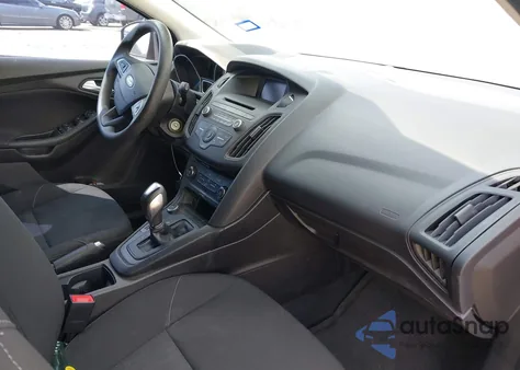 2016 Ford Focus Se z USA, uszkodzony, nr VIN 1FADP3K21GL288820